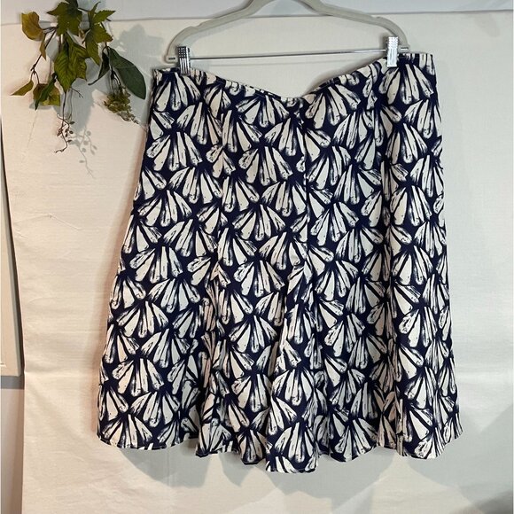Sherry Taylor Women's Plus Size Skirt 3X Navy & White Abstract Print Rayon - Picture 6 of 11